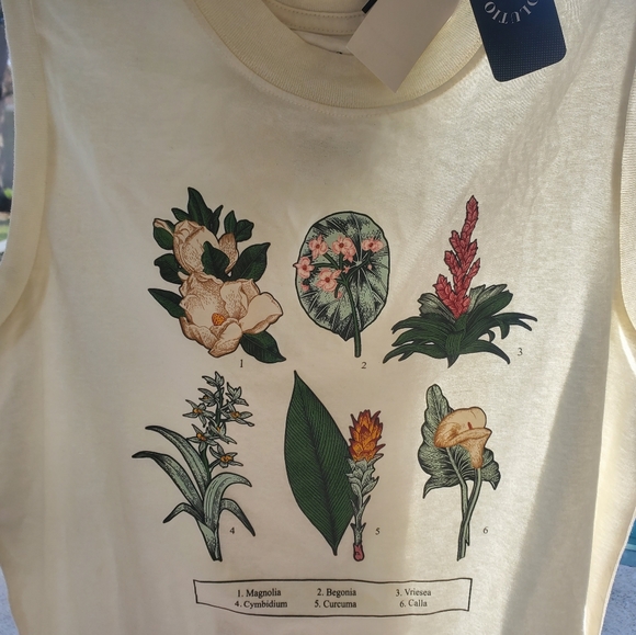 New With Tags Size Large With Flowers Revolutions 33 Crew Neck Tank - Picture 6 of 10